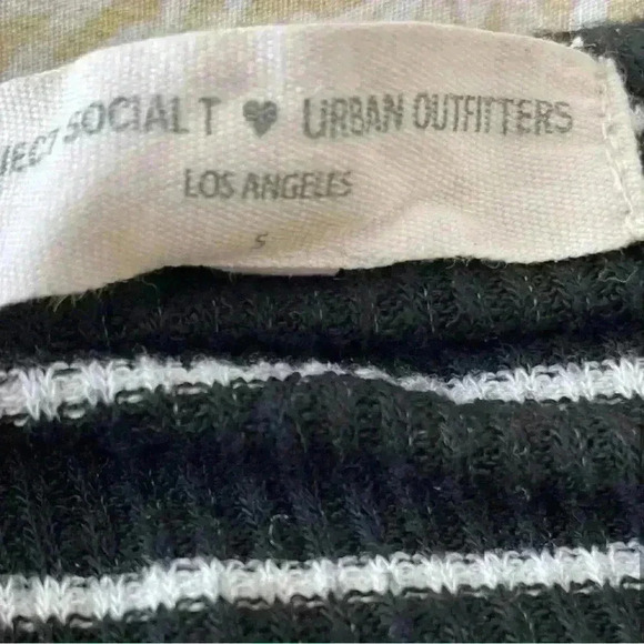 Project Social T Urban Outfitters Black White Striped Cap Sleeve Wrap Top Size S - Picture 3 of 11